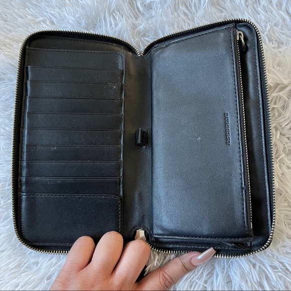 Burberry London Check Renfrew Zip Around Wallet - Picture 11 of 13